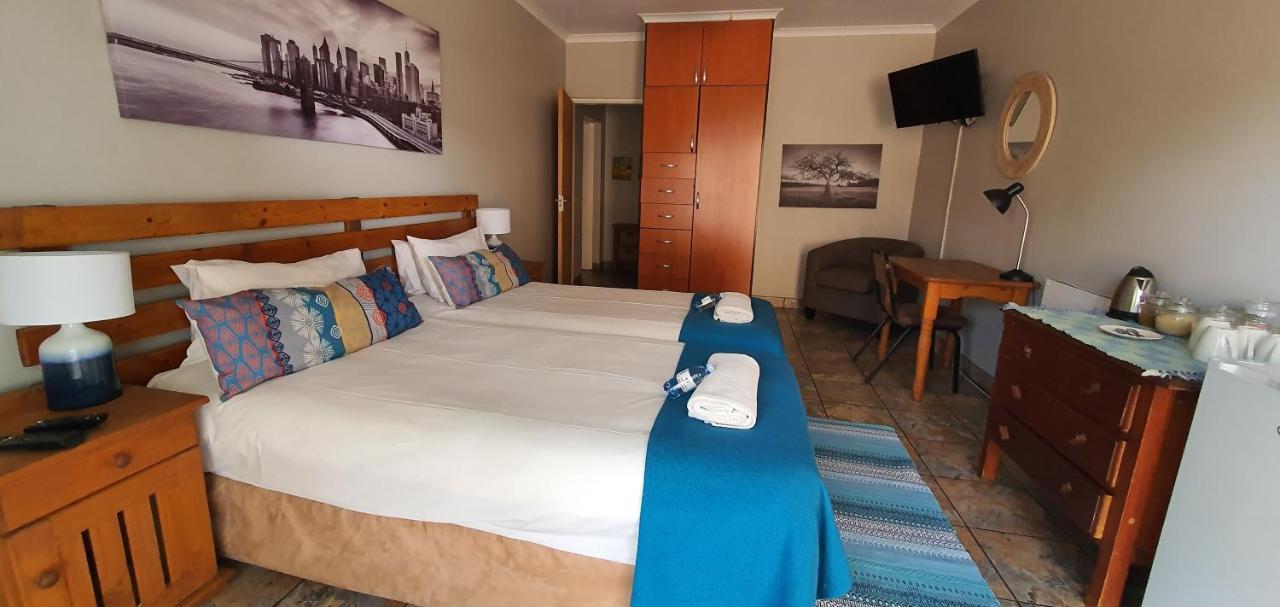Aero Lodge Guest House Middelburg  Exterior foto